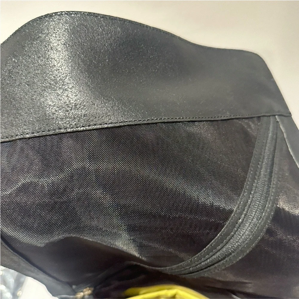 Sons Of Trade Men's Ruggedly Built Rubicon Messenger Bag